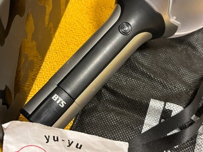 BTS Bangtan Boys Official Light Stick ARMY Bomb Version 2 Black | eBay