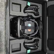 Valve Index PC VR Full Kit Minus Base Station with HTC Vive 2.0 Trackers