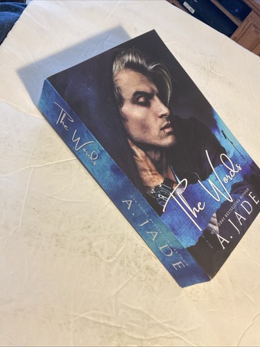 The Words by Ashley Jade, Soft Cover, 2022 Brand New - Picture 3 of 6