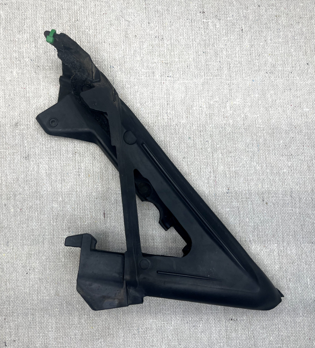10-15 LEXUS IS250C IS350C LEFT FRONT DOOR DIVISION BAR SEAL LH OEM 67534-53010