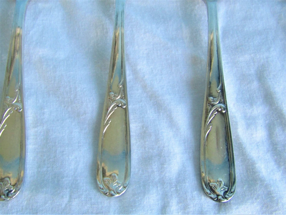 6 Cucchiai da Tavolo Metallo Argentato Christofle Modello Grandbourg Louis XV - Immagine 2 di 4