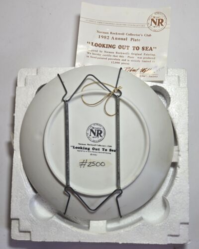NORMAN ROCKWELL 3D COLLECTOR PLATE--LOOKING OUT TO SEA - FREE SHIPPING ! - Picture 2 of 3