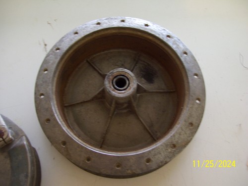 Ducati 250 Scrambler Monza Front Wheel Hub & Backing Plates #19 - Picture 3 of 8