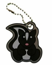 Skunk Cachekinz Travelbug Traveltag Geocaching Trackbar Stinktier