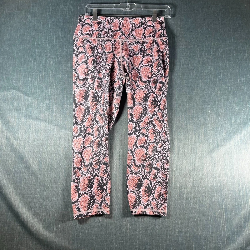 fabletics capri patterned define powerhold leggings