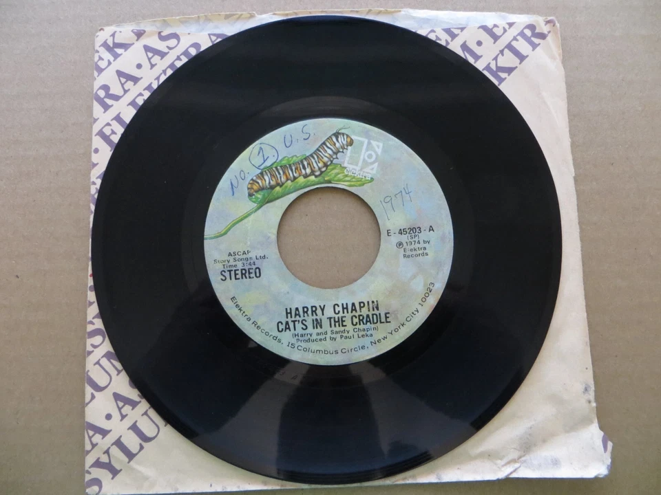 Harry Chapin – Cat's In The Cradle / Vacancy - 1974 - Elektra E-45203 7" Single - Image 3 of 4