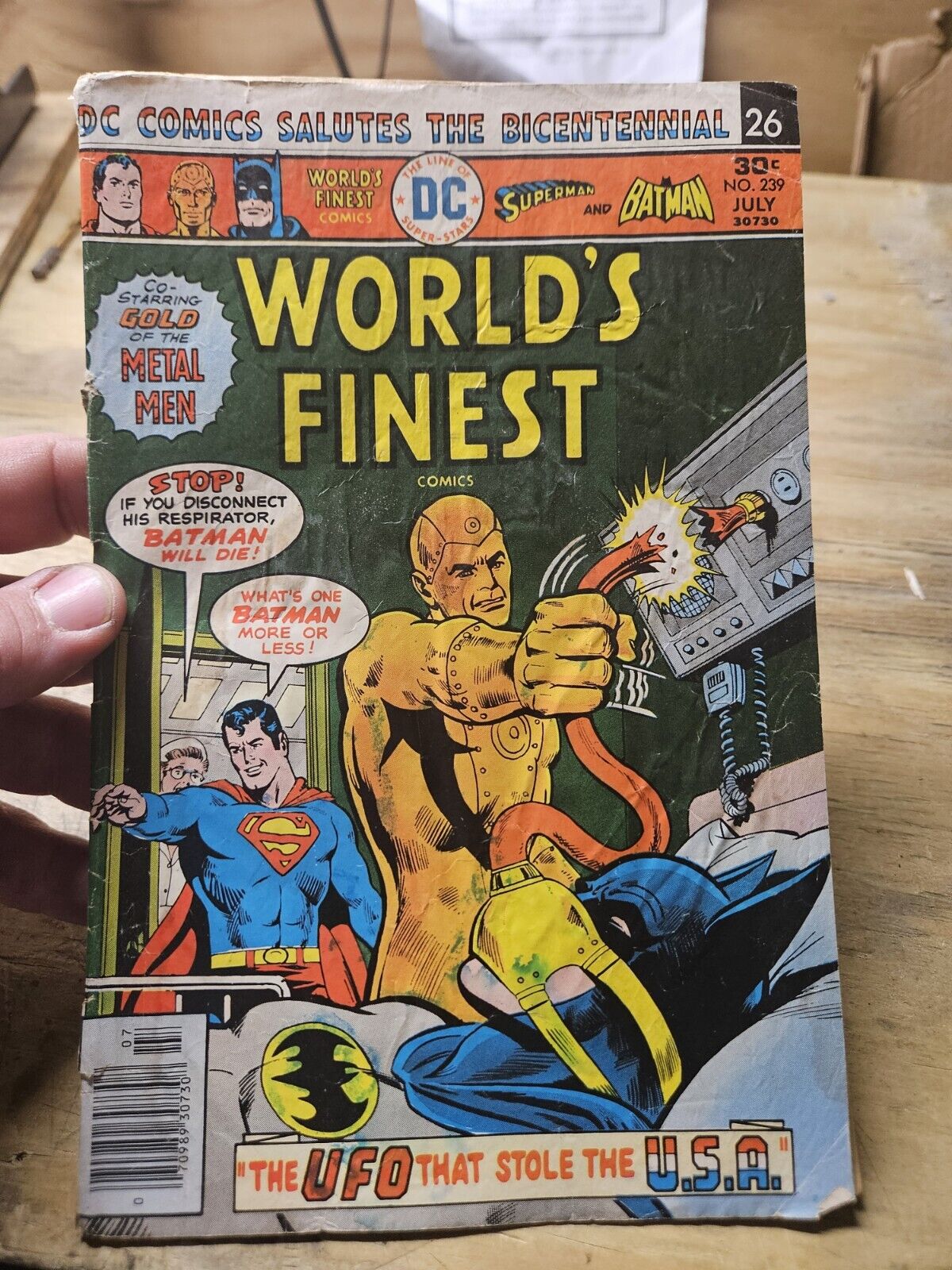 WORLD'S FINEST #239 (1976) DC Comics Superman Batman Metal Men Gold 
