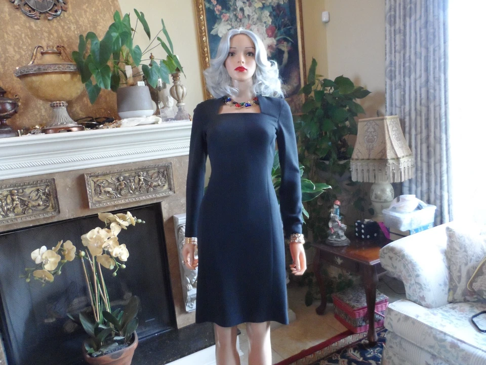 Vestido Vaina Emporio Armani Negro Lana Cuello Cuadrado Talla IT 38 - US 2 Foto 3 de 4