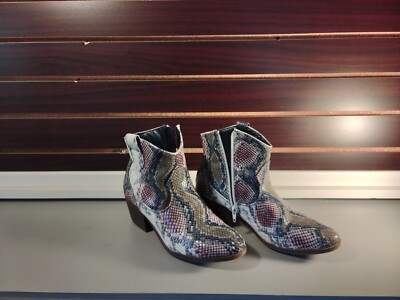 ladies boots