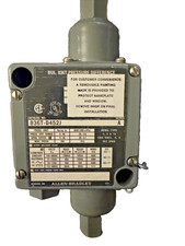 Allen-Bradley 836T-D452J Pressure Difference Control 5A,  5/40PSI, 600V NOS