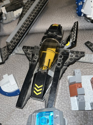 Lego Star Wars Armored Assault Tank Mandalorian Droid Batman Robin Figure Pieces - Picture 5 of 10