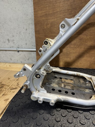 01-05 Yamaha Raptor 660 Frame “T” - Picture 4 of 11