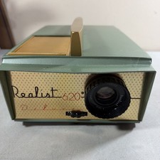 Vintage Realist 620 Slide Projector Deluxe Working Condition