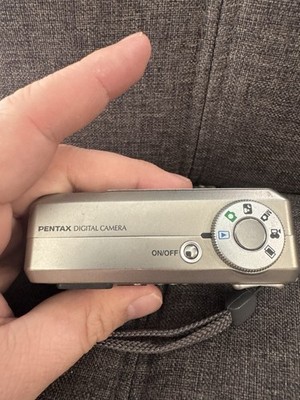 Pentax Optio 330 3.34MP Digital Point & Shoot Camera Tested