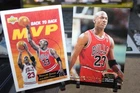 92-93 TOPPS AND UPPER DECK CHICAGO BULLS MICHAEL JORDAN 2 CARD LOT