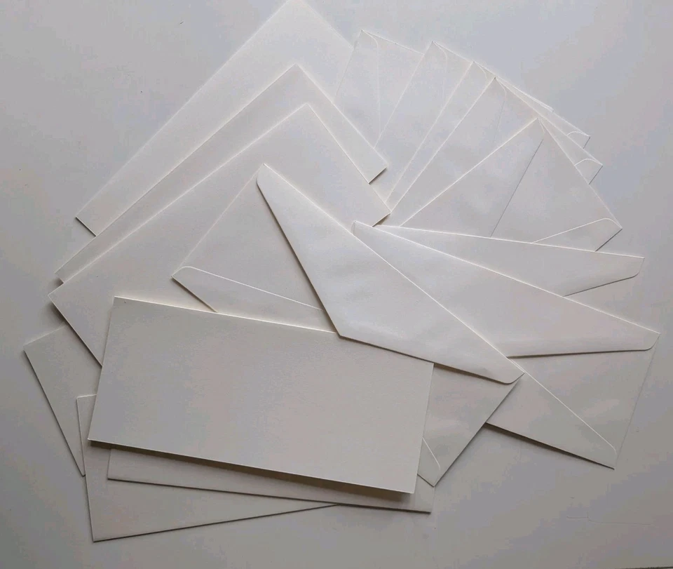 Anna Griffin Christmas Slimline Cardmaking Set - approx. 100 pieces inc. 8 Cards - Image 3 of 4