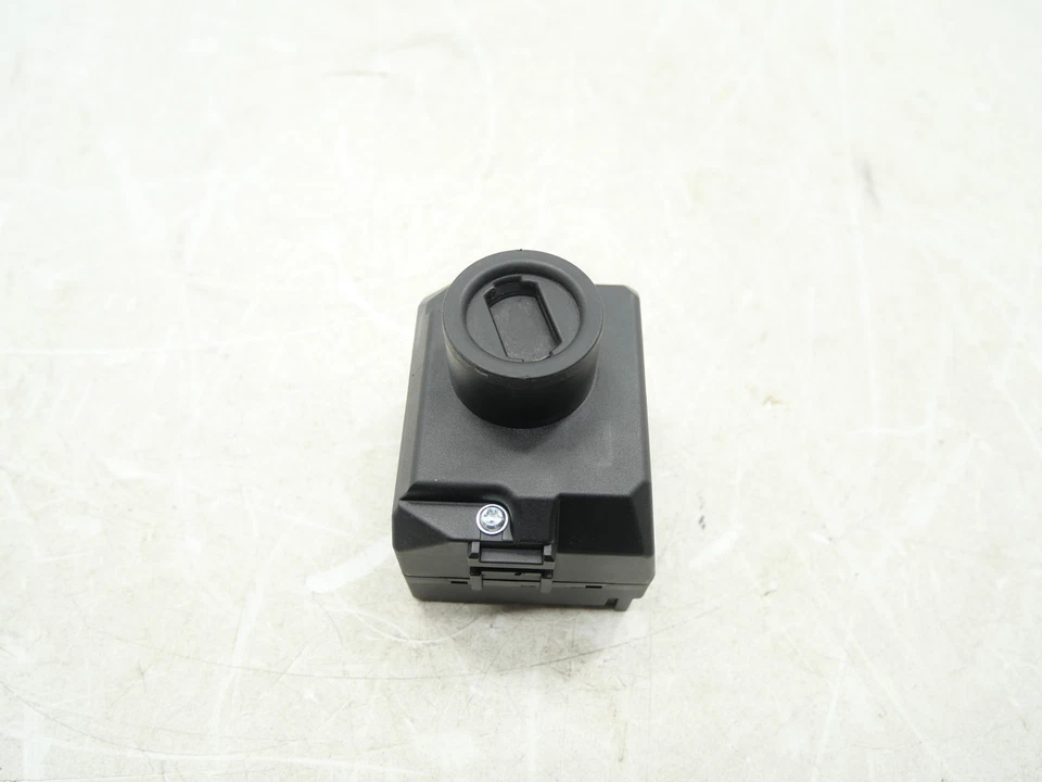 Used Ignition Starter Switch Control Module 2007-2013 Mercedes Benz S550 OEM - Image 3 of 4