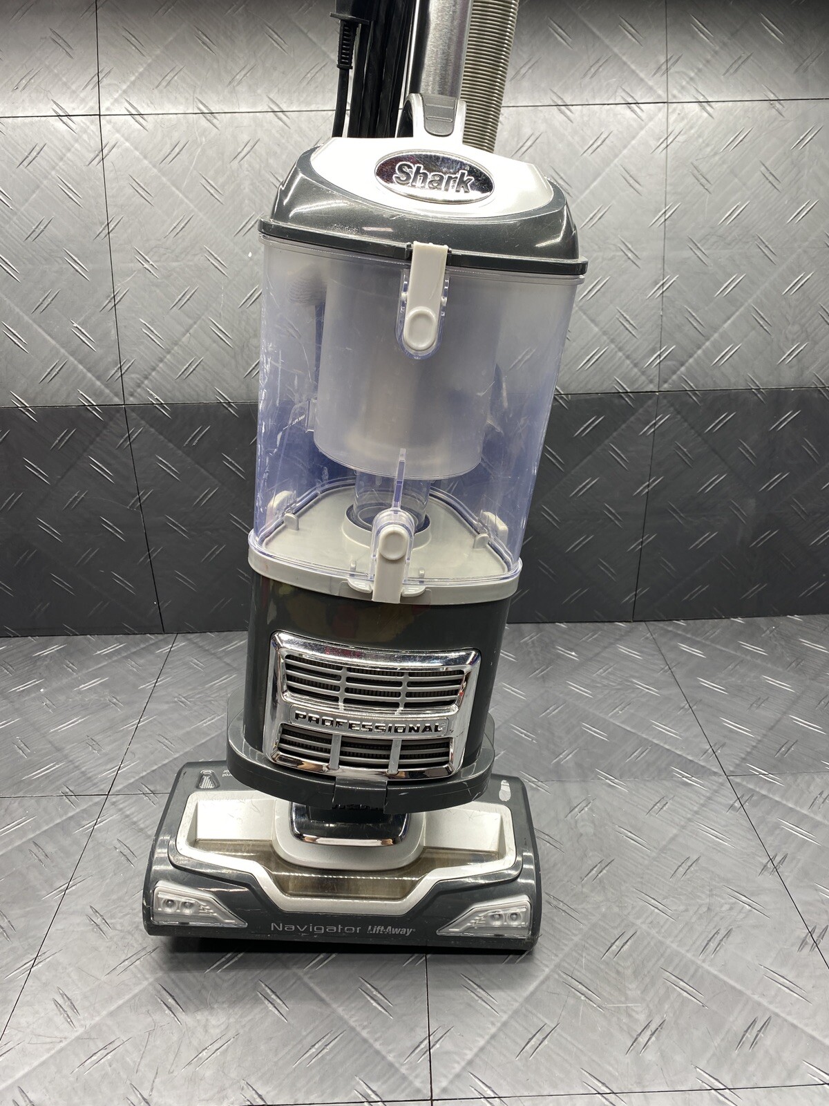Shark Navigator LiftAway Professional Upright Vacuum UV540 Tested eBay