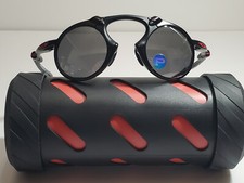 Oakley Madman Scuderia Ferrari Dark Carbon w/ Black Iridium Polarized 006019