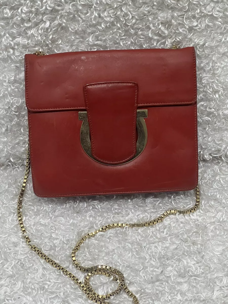 Salvatore ferragamo shop thalia