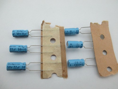 Condensatore Elettrolitico 22000uF 80V 105°C - Con Viti In - Foto 3