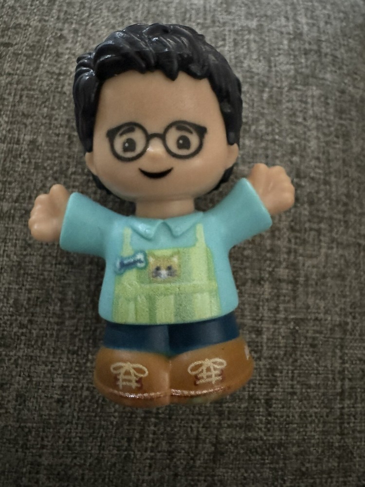Fisher Price Little People 2016 Man Pet Shop Worker Glasses Figure
