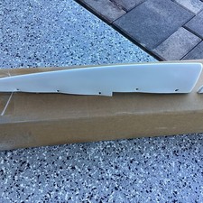 Both RH And LH Elevator Tips, Cessna 152 Refurbished Painted Ready To Install Both RH And LH Elevator Tips, Cessna 152 Refurbished Painted Ready To Install