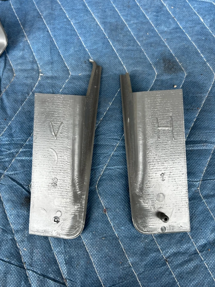 Volvo 740 940 1989-1995 sedán trasero diestro y izquierdo cinturón de seguridad par gris OEM #3776EM Foto 3 de 4