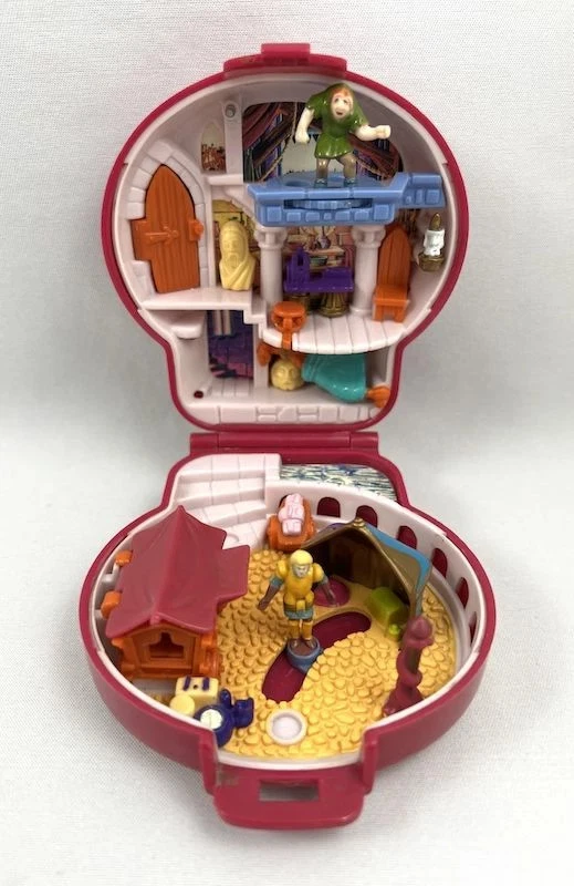 Polly pocket 1997 Disneys Belle Beauty and the Beast Castle Schöne Biest 9/21