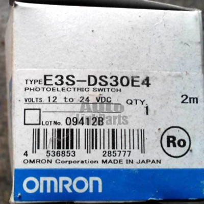 OMRON E3S-DS30E4 Photoelectric Sensor – Diffuse Reflective, Pre-Wired, New