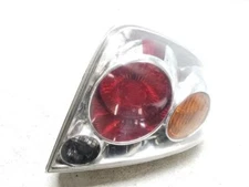 02 03 04 Nissan Altima Driver Tail Light Quarter Panel Mounted 265558J025