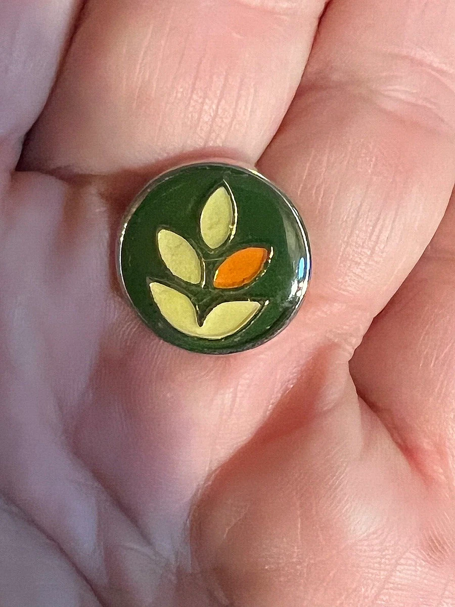 What Logo Has A Clothing Brand With Tree