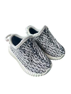 Adidas Yeezy Boost Turtledove Toddler sz 5K