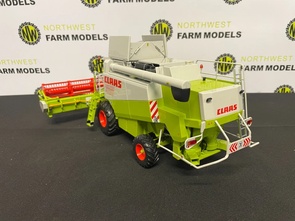 MARGE MODELS 0002671810 1:32 SCALE CLAAS LEXION 480 COMBINE HARVESTER WITH C750 - Image 3 of 4