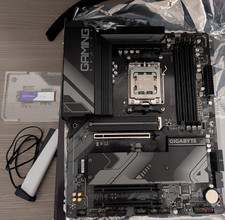 AMD Ryzen 9 7900X Gigabyte B650 Gaming X AX 5...