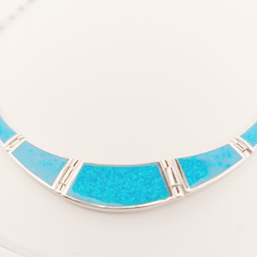 Collana in argento sterling con opale blu, design di ispirazione greca - Foto 4 di 4