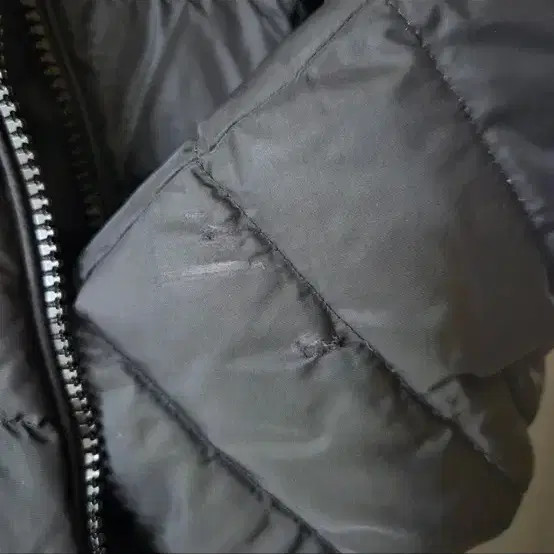 Moncler Amio 1 - Moncler Down Jacket, Slight Flaw, Size 95