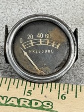 Untested Vintage 0-60 Psi Mechanical Oil Pressure Gauge With Heavy Patina