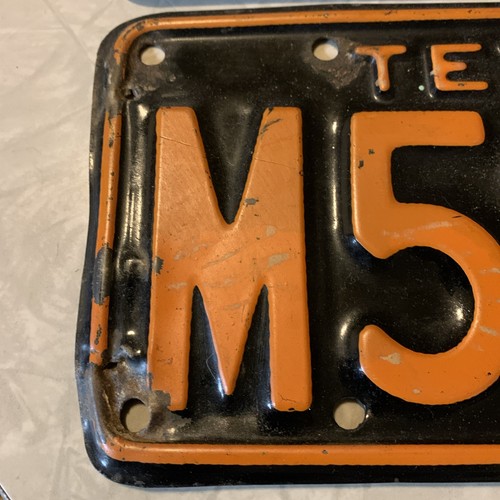 VINTAGE 1937 TEXAS FARM LICENSE PLATE SET Black Orange Minor Damage - Picture 5 of 10