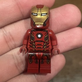 Lego Marvel Super Heroes Minifigure SH0164 Iron Man Mark 45 Armor 76029-1