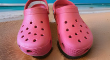 Classic Crocs Clogs Womens 11 Mens 9 Super Clean Soles Excellent Condition