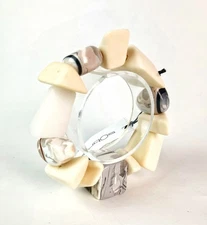 Sobral Aventuras Indiana Marfim White Chunky Beads Artist Made Bracelet