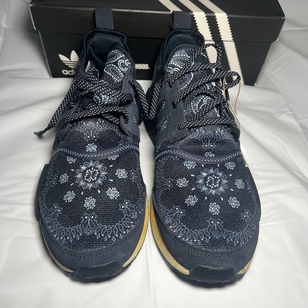 NWOB adidas NMD R1 Paisley x Neighborhood Paisley Navy GY4158 Men\'s Size 10 NWOB adidas NMD R1 Paisley x Neighborhood Paisley Navy  main image 3