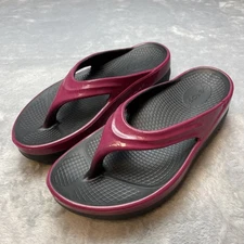 Oofos Oolala Luxe Recovery Sandals Womens 7/38 Magenta Platform Thong Flip Flop