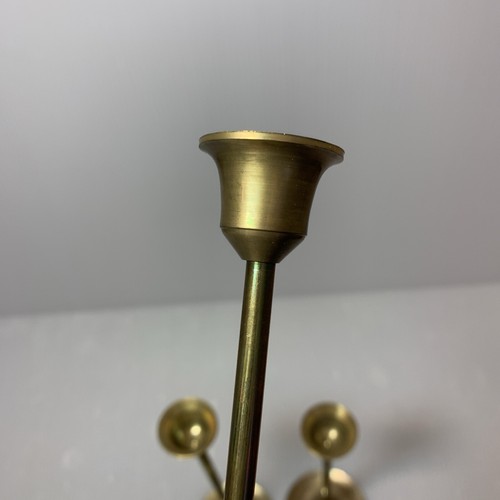 Vintage Revco Drug Store Set of 7 Tiered/Staggered Brass Candlesticks w/ Box - Picture 7 of 15