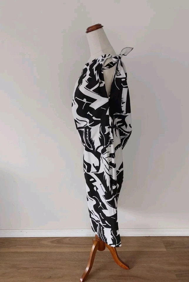 Vintage Carla Zampatti Size 10 Black & White Printed One Shoulder Dress Slit Y2K - image 3 of 4