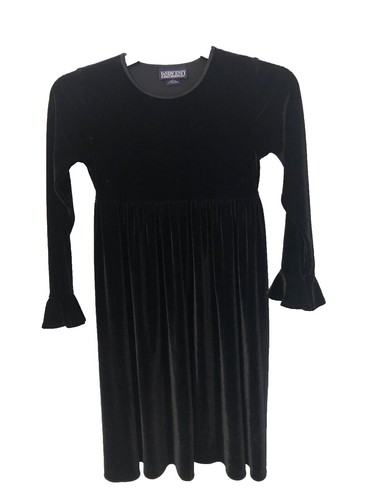 halter dress with bow Red Neck Short Back ILNY and effortlessly styled. taille:4 Melbourne 6 Drawer Dresser