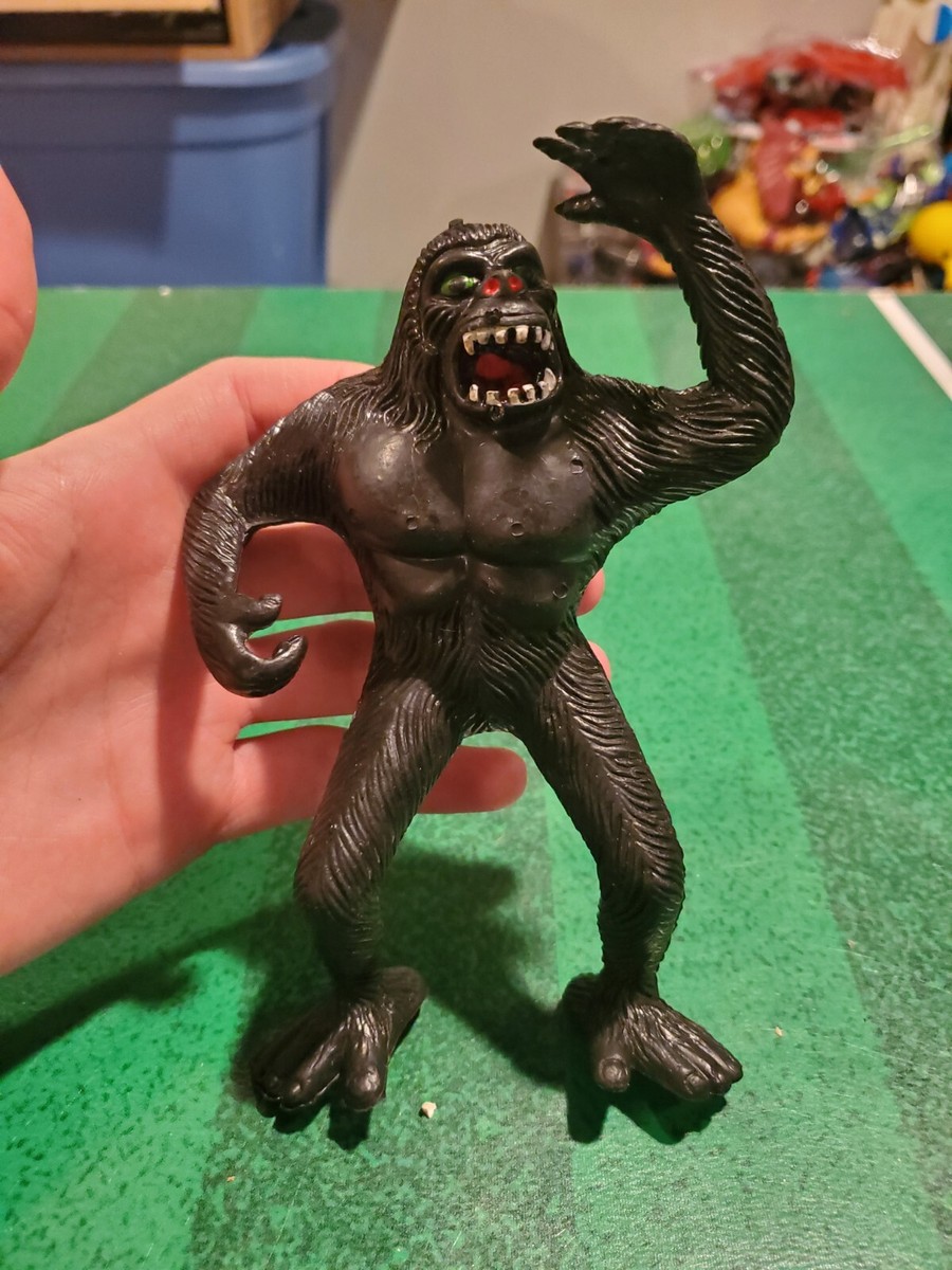 ORIGINAL 1976 IMPERIAL TOYS, King Kong GORILLA , MADE IN HONG KONG