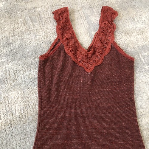 We The Free rotes Damen-Tanktop klein zierlich Spitzenbesatz zu ärmellos - Bild 13 von 14