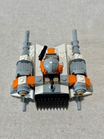 LEGO STARWARS: Mini Luke Snowspeeder (75074) adult owned